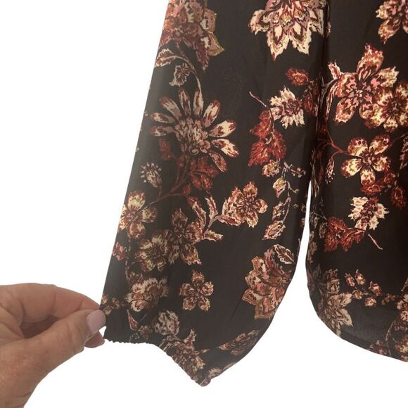 Stitch Fix Papermoon Floral Blouse Womens Small Black Double V Tie Back Top - Picture 3 of 7